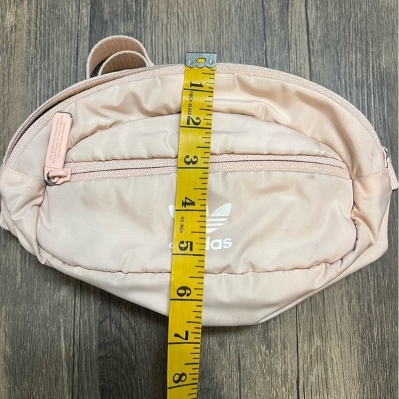 Adidas Light Pink Belt Bag Fanny Pack Front Zipper - Picture 10 of 10
